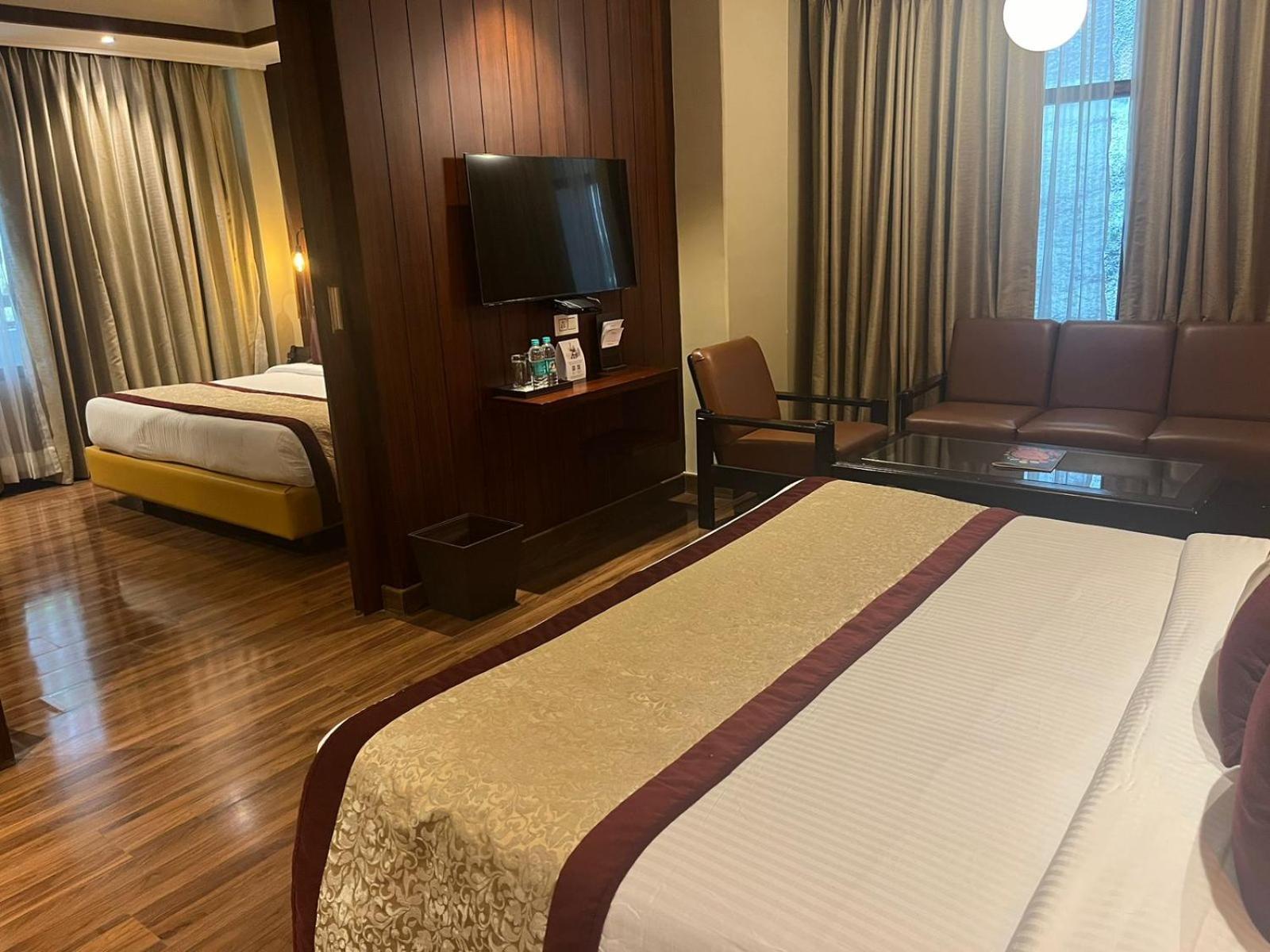 Fortune Khajjiar - Member Itc Hotels' Group Eksteriør billede